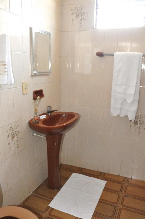 לונדרינה Hotel Cacula מראה חיצוני תמונה